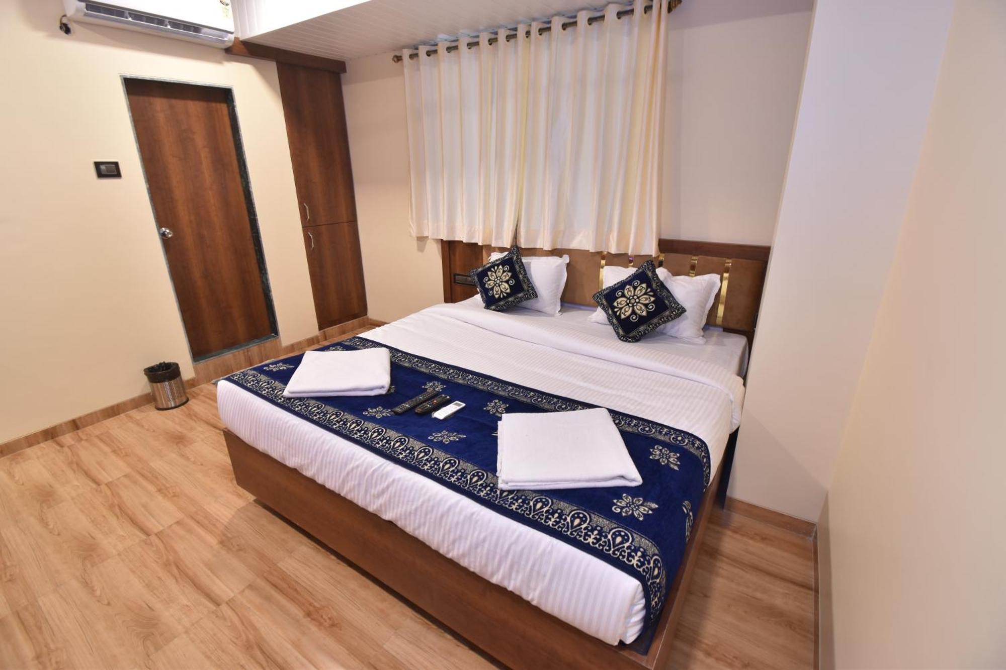 Hotel Starlit 纳威孟买 客房 照片
